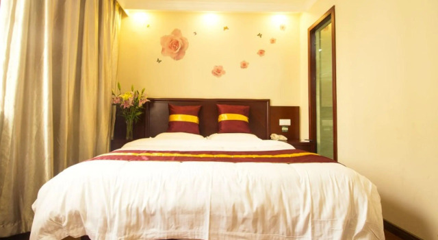 GreenTree Inn Shanghai Pudong Expo YangSi Metro Station YangXin Road Shell Hotel, Varaa Hotelli Pudong Shanghai