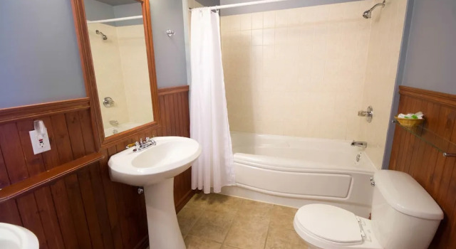 Четырёхместный номер Classic Hotel Marineau La Tuque