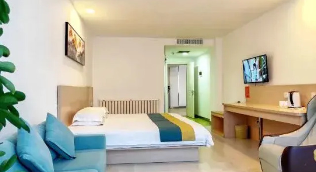 Люкс Deluxe Yijia Boutique Hotel (Shenyang Kaifa Avenue Metro Station)