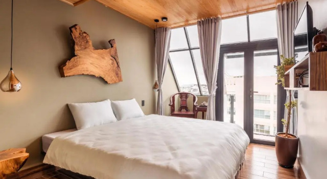 Двухместный номер Deluxe с балконом Pi Boutique Hotel