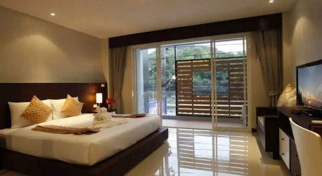 Номер Superior с балконом Nize Hotel