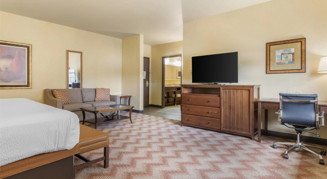 Двухместный люкс Best Western PLUS Cimarron Hotel & Suites
