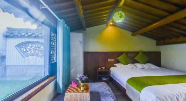 Люкс Deluxe Hongcun Houdexuan Boutique Hostel