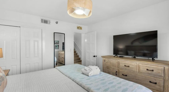 Gulf-front in Destin! Community Pool, Minutes to Beach, Varaa Huoneisto Destin Emerald Coast