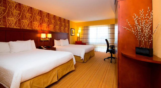Четырёхместный номер Standard Courtyard Warner Robins