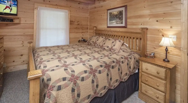Er205 - Love Nest Great Location - Close To Town! 1 Bedroom Cabin by RedAwning