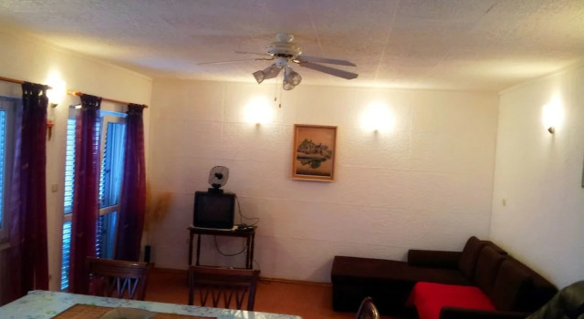 Apartments Marijana, Book Lejlighed Hoteller i Celina med parkering, Parkering