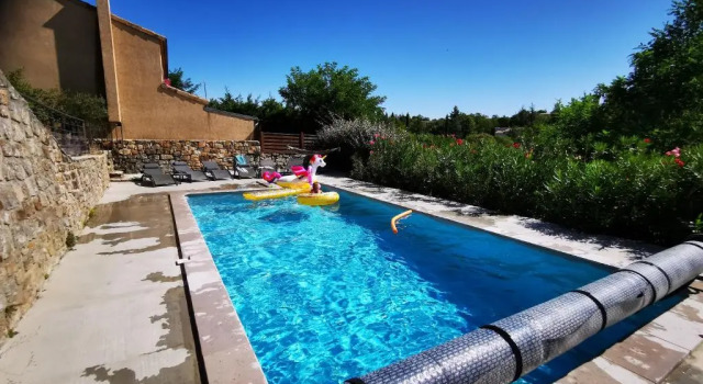 Коттедж с 2 комнатами Magnifique gîte en pierres 6 personnes avec piscine privée Ardèche plein sud