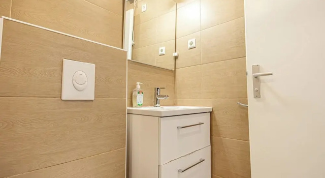 Cozy Apartment for 3 Near Lugner City
