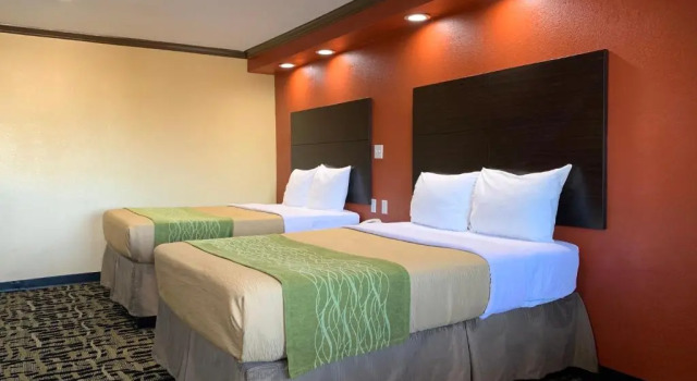 Четырёхместный номер Standard Journey Inn