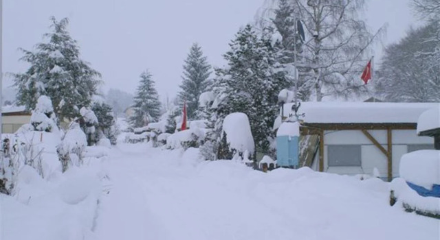 Pilger-Hüttli - Blockhaus, Rezerwuj Hotel Hotele w Neckertal z parkingiem, Parking