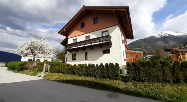 Апартаменты Haus Putzas Appartment