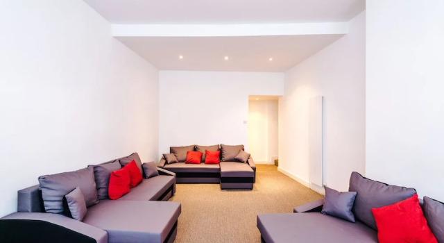 Апартаменты Benson Apartments by Top House
