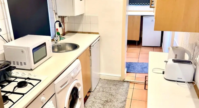 Cosy Leicester Apartment With 2 Bedrooms, Забронировать Апартаменты/квартира Отели Лестера с парковкой, Парковка