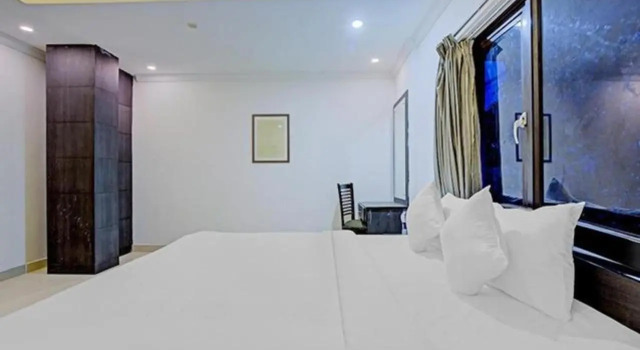FabHotel Skyry, Varaa Hotelli T - Nagar 