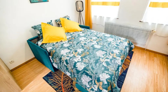 Studio spacieux, sublime et cosy avec patio au centre de Valenciennes - wifi, Varaa Huoneisto Valenciennes Picardy