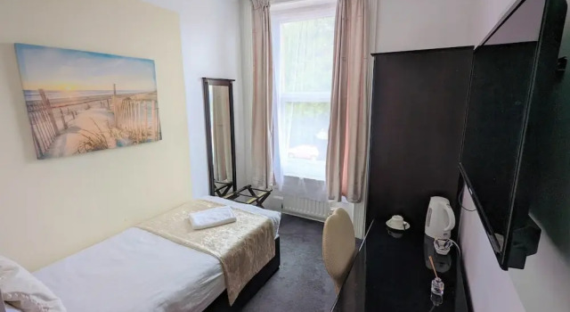 Одноместный номер Standard Cecil Court Hotel