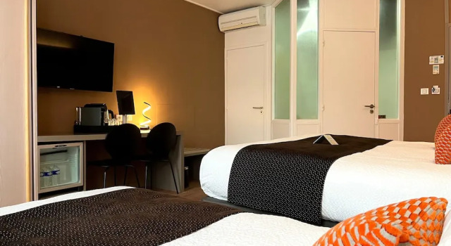 Трёхместный номер Standard Logis Hôtel et Spa Le Renard