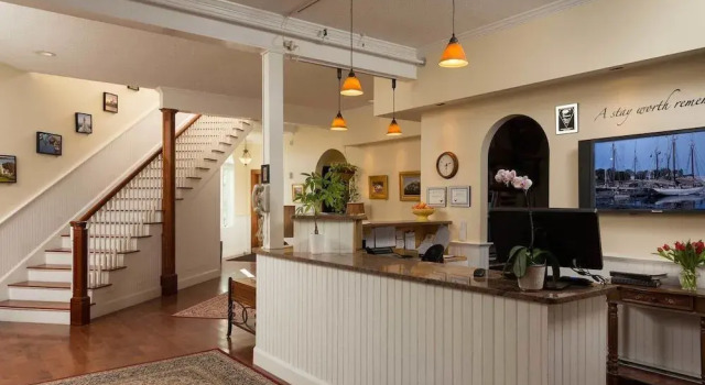 Lord Camden Inn, Забронировать Отель Бизнес-отели Камден, рядом с Mount Battie, 4* 5*