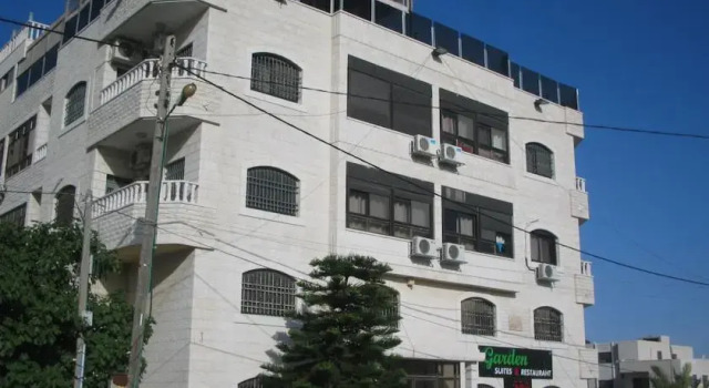 Garden Suites & Restaurant, Prenota Hotel Ramallah Stato di Palestina