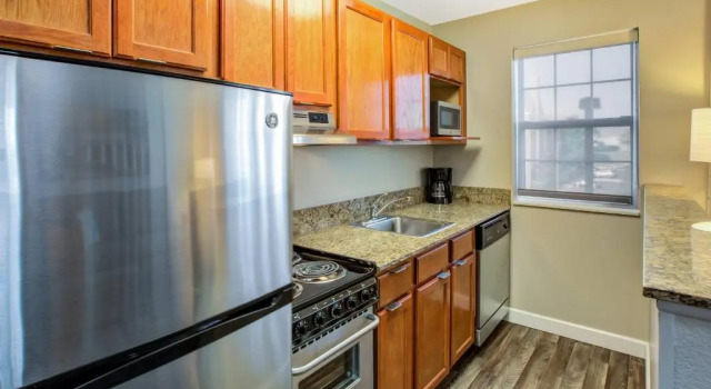 Люкс с 2 комнатами TownePlace Suites Detroit Dearborn