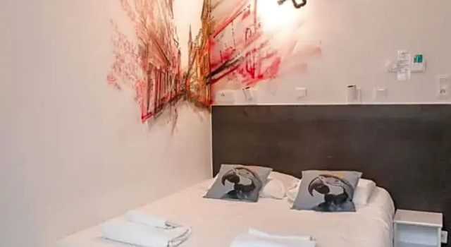 Двухместный номер Standard Hotel des Arts - Centre Cathédrale