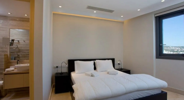 The Arc Ship Exclusive Apartment, Book Apartment Hotels in Limassol with Parking, Parking