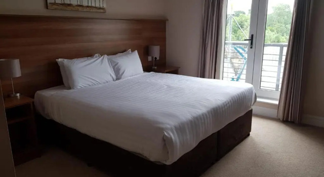 Двухместный номер Standard Riverside Hotel
