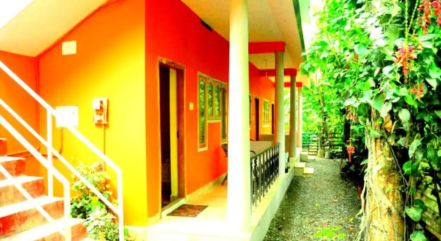 Двухместный номер Economy с балконом Dean Dale Cottages