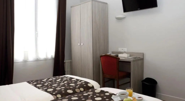 Номер Classic LOGIS -Hotel & Restaurant de la Place