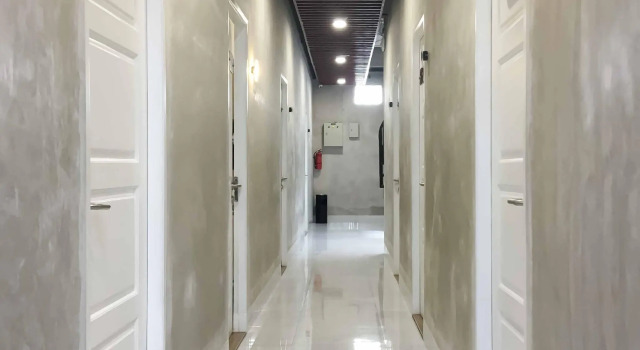 RedDoorz Plus @ Jalan Juanda Medan, Rezervovat Hotel Hotely v Medan s parkováním, Parkování