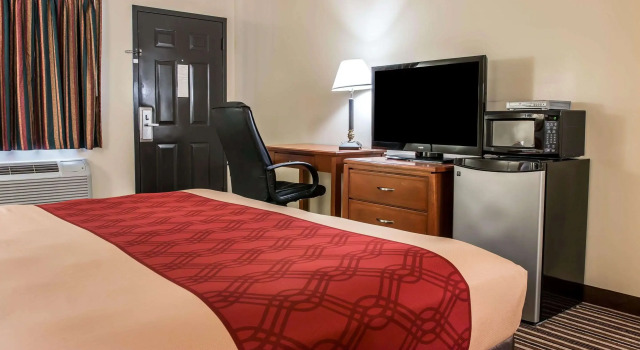 Двухместный номер Standard Econo Lodge Paw Paw