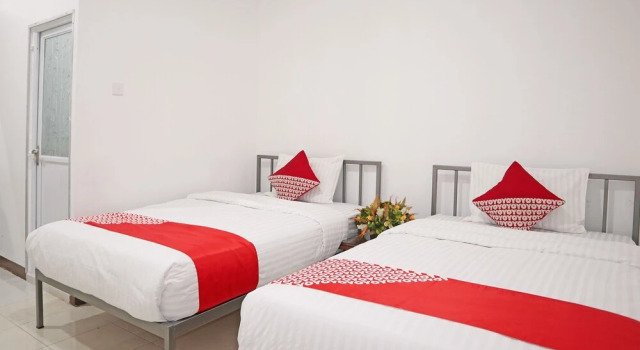 Cendrawasih Homestay by OYO Rooms, Rezerwuj Hotel Padang Sumatra