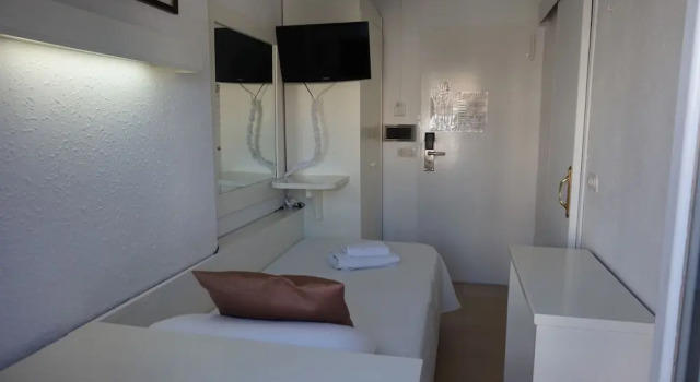 Одноместный номер Standard с балконом Hotel Hermes