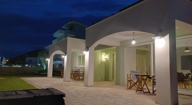 7 Grapes, Rezervovat Hotel Eleftheres 