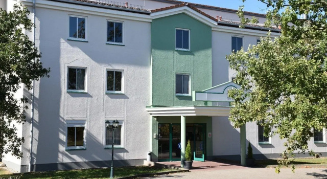 ARC Hotel