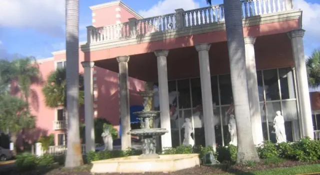 Roma Resort, Book Ferieresort Miami Gardens Broward County