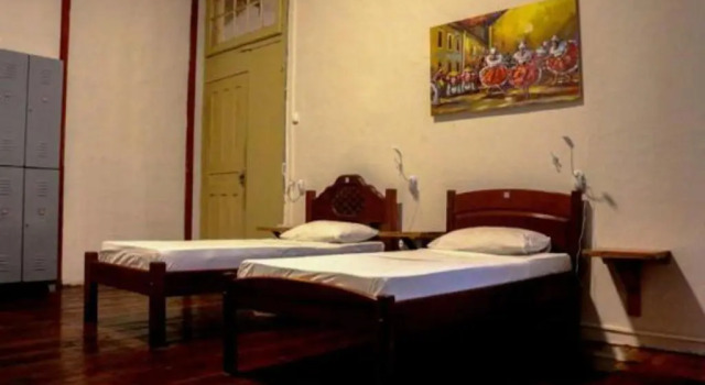 Кровать в общем номере (женский номер) Reviver Hostel