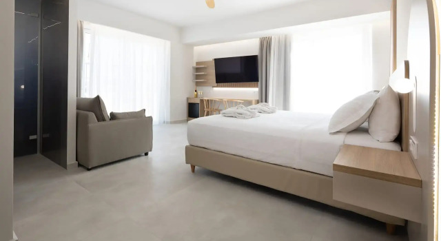 Люкс с балконом Epavli Grace Hotel
