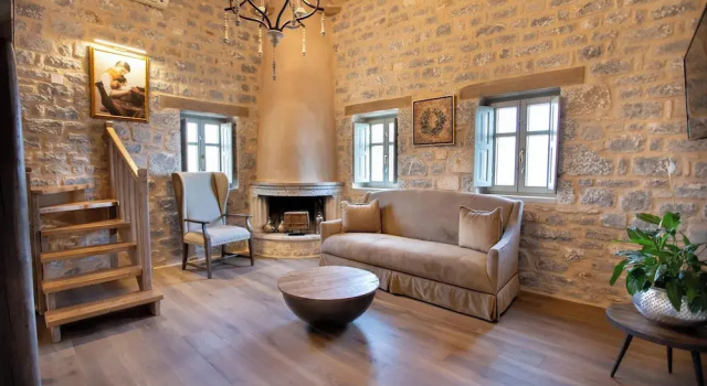 Люкс с балконом и с видом на море Akrolithi Guesthouse