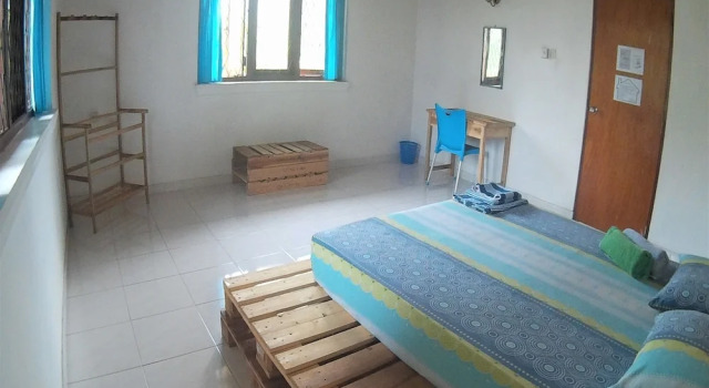 Номер Economy The Pallet House