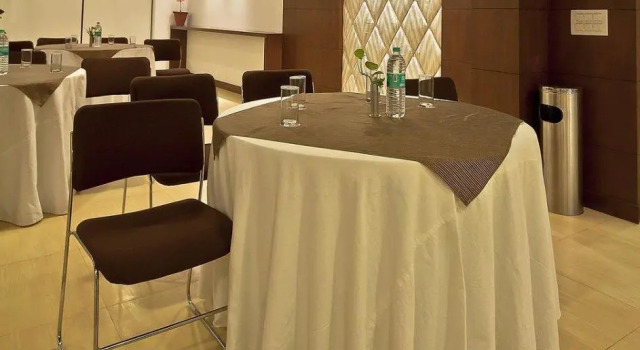 Pacific Inn Iffco Chowk