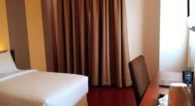 Двухместный номер Superior с видом на город Hotel Grand Imawan