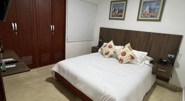 Четырёхместный семейный номер Standard с видом на сад Porto Bello Hotel Boutique