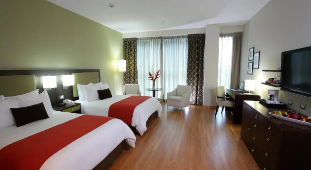 Четырёхместный полулюкс Hotel Ciudad de David