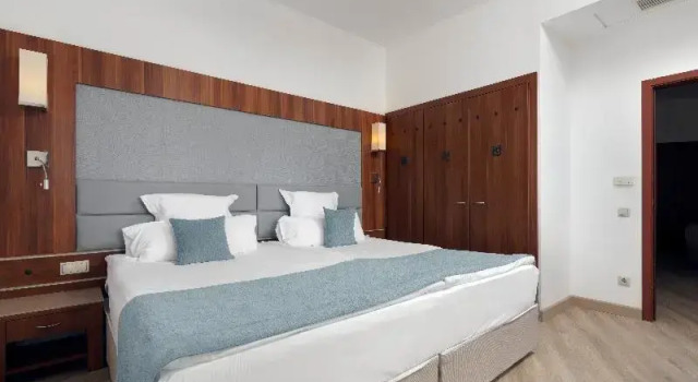 Семейный номер с видом на море Alua Helios Bay - All Inclusive