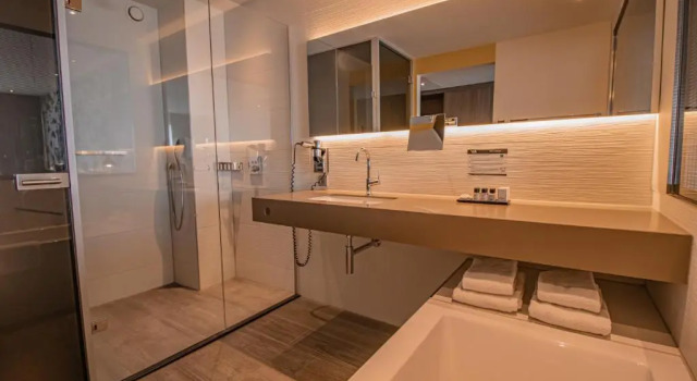 Двухместный номер Comfort с видом на сад Van der Valk Hotel Heerlen