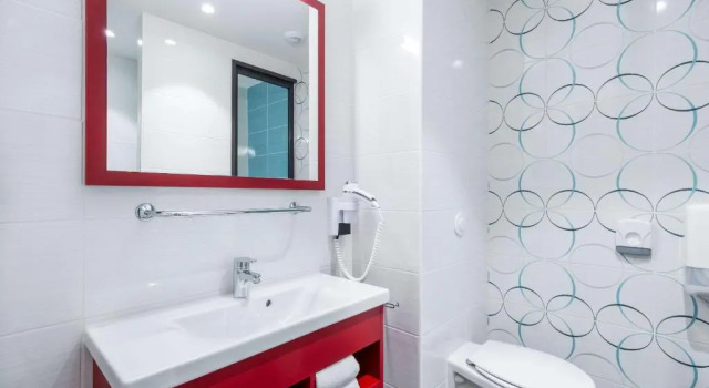 Standart oda Brit Hotel Figeac