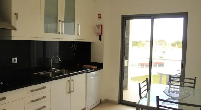 Apartment With 2 Bedrooms in Quarteira, With Pool Access, Furnished Ga