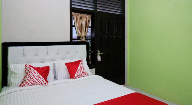 Номер Standard OYO 950 Steze Kost Syariah